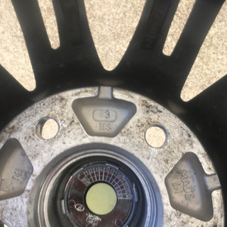 スタッドレスタイヤ　ホイール付き美品