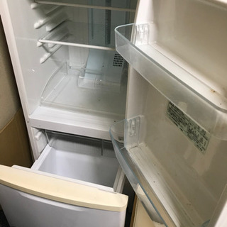 冷凍冷蔵庫　2ドア
