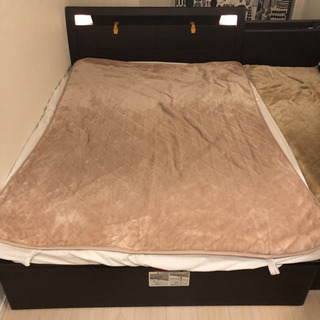 【美品】ダブルベッドフレーム