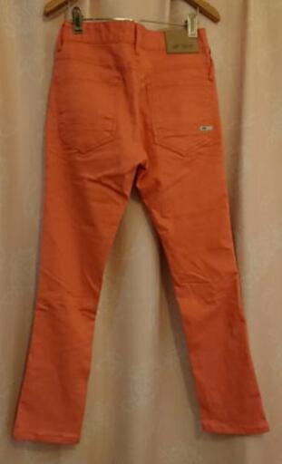 メンズ カラーパンツ ズボン オレンジ系 サイズ28 そらまる 鶴間のパンツ メンズ の中古 古着あげます 譲ります ジモティーで不用品の処分