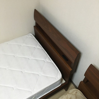 シングルベッド2台まとめて