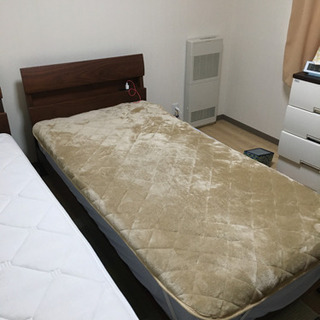 シングルベッド2台まとめて