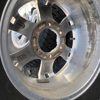 スタッドレスタイヤ 4本 ホイールセット 265/70R16ブリヂストンタイヤ！