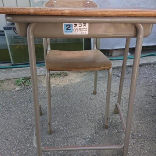 小中学校の机＋椅子 2号(159～172cm) ネスコ 日本金属家具工業組合員