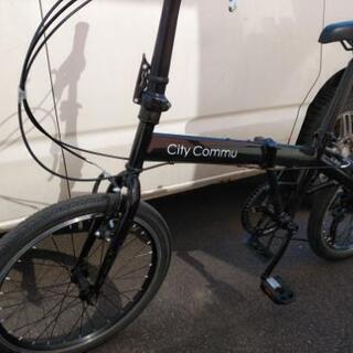 札幌市内無料配達！20インチ折りたたみ自転車ブラック。