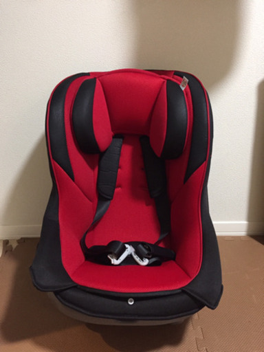 【新生児から使える】チャイルドシート　コンビ　ミニマグランデ