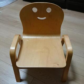 【お取引先決まりました】子供いす  木製  幼児  椅子