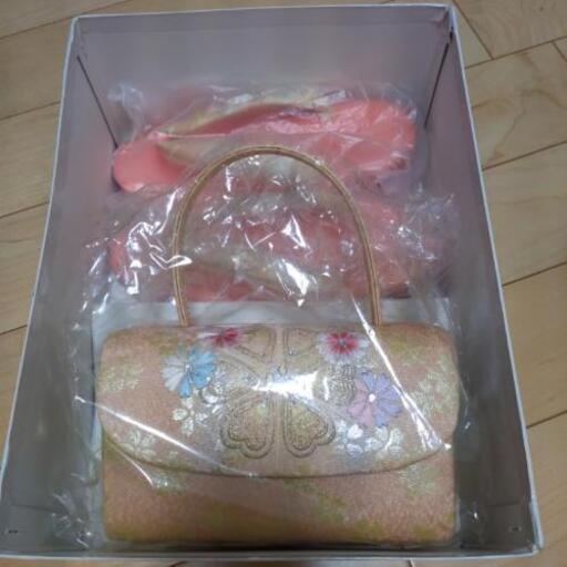 振り袖のかばんと草履のセット