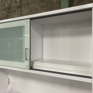 展示現品　食器棚　ホワイト色　人気の商品99800円ヲ39800円で販売します！ちょっと訳あります。
