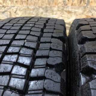 BS W970 9R19.5 14PR 19.5インチ トラックタイヤ スタッドレス 6本 2017年製 バリ溝 マイクロバス等 　(VTY11) クレジットカード QR決済可能 BS W970 9R19.5 14PR 19.5インチ トラックタイヤ スタッドレス 6本