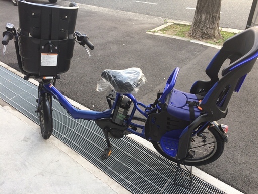 電動アシスト自転車 地域限定送料無料 ヤマハ キッスミニ 三人乗り 新 