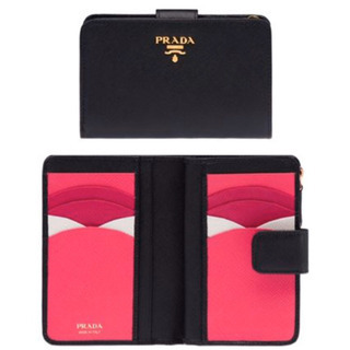 PRADA バイカラー 折り財布【最終値下げです。】