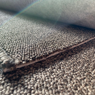 カーペット　絨毯　残布　109cm x 258cm ニトリ 