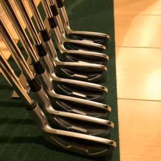 ゼクシオフォージド　アイアンセット