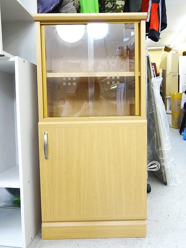 恵庭 早いのも勝ち 小さめの食器棚 幅44cm 奥行30cm 高さ90cm 中古品 Paypay支払いok トップ恵庭 恵庭の収納家具 食器棚 キッチン収納 の中古あげます 譲ります ジモティーで不用品の処分