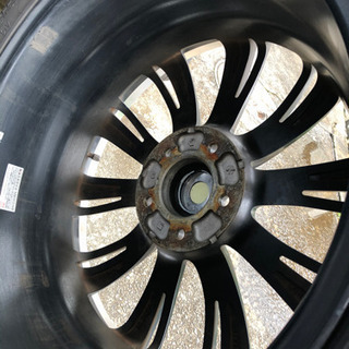 レオニス　17インチ　タイヤ付きホイール