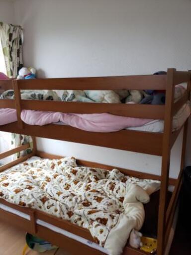 子供用二段ベッド