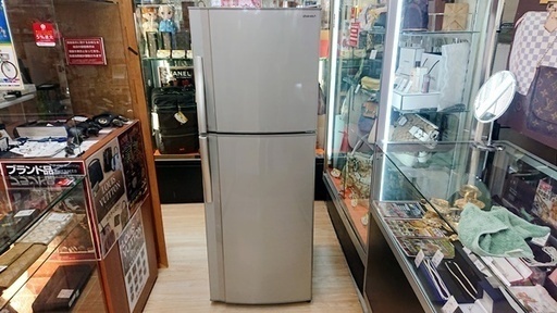 新生活応援セール！！！！ 中古 シャープ 冷蔵庫 228L 2013年製 SJ-23W-N 表示価格より20％OFF