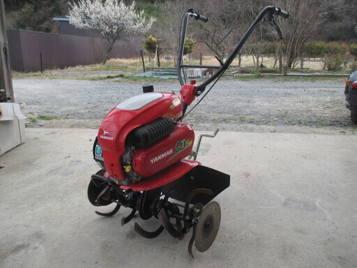 家庭菜園が始まります! ヤンマー耕運機 QT30 家庭菜園が始まります! ヤンマー耕運機 QT30