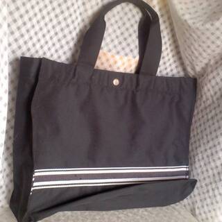 新品　ブラック　かばん　ハンドバッグ　鞄　縦約 31cm×横約 ...