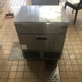 ダイワ　製氷機