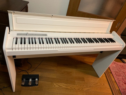 電子ピアノ　LP-180 KORG