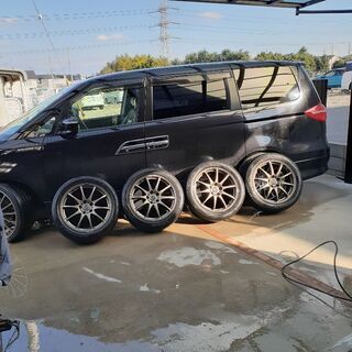 エリシオンプレステージに履いていたホイール 18×7½Jタイヤ225/50R18 エリシオンプレステージに履いていたホイール 18×7½Jタイヤ225/50R18
