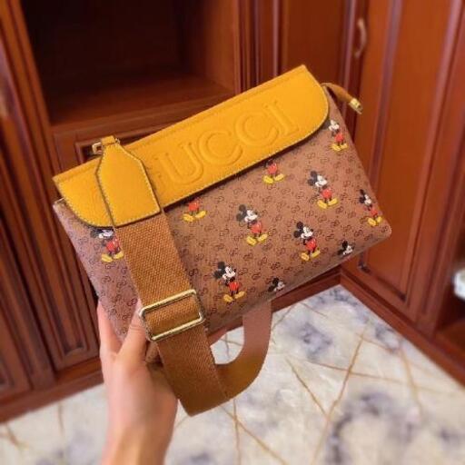 新品 ハンドバッグ　人気品\r\nGucci