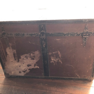 値引き！古物の船トランク！アンティークとしていかがですか。