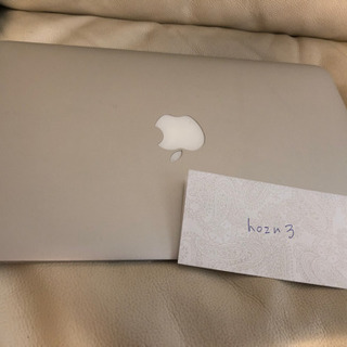MacBookAir 2011年モデル(11インチ) 充電260回 美品です。