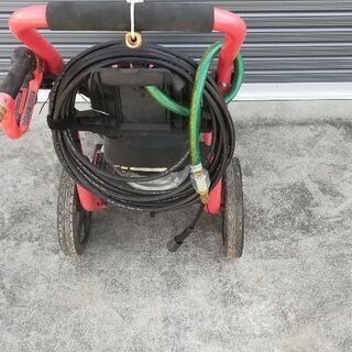 高圧洗浄機　エンジン