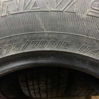 GOODYEAR ICENAVI SUV 275/70R16 16インチ スタッドレス 4本 2016年製