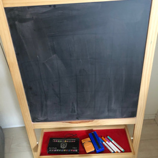 子ども用ホワイトボードとチョークの黒板 特大木製絵かきボード