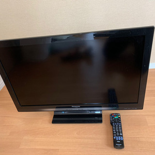 Panasonic VIERA 32型　ブルーレイ内臓型テレビ