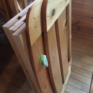 組み立て式木製ベッド