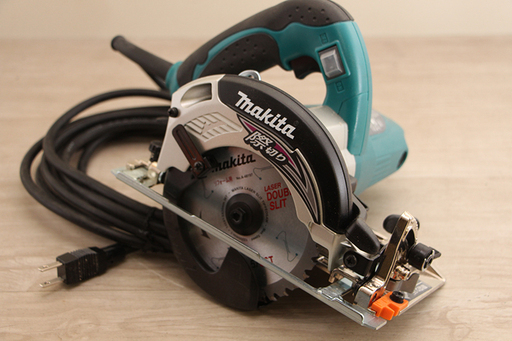 美品 makita マキタ 5241 電動式 内装マルノコ 丸のこ 125mm(D3502hkxYGG)