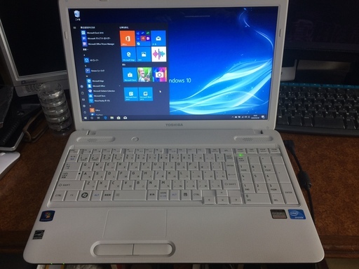 予約入りました。美品です、すぐに使えます。SSDで動作も早いです。TOSHIBA dynabook Satellite B351 B351/20E　windows10 Hom 64bt office付きです。