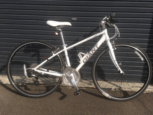 子供用　クロスバイク　GIANT ESCAPE R3