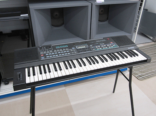 CASIO カシオ デジタルシンセサイザー CZ-2000S 61鍵 スタンド付き 中古品 動作確認済み