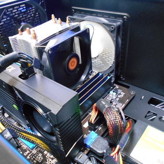 自作デスクトップパソコン Windows10 64Bit CPU i5-4460 メモリ8GB 