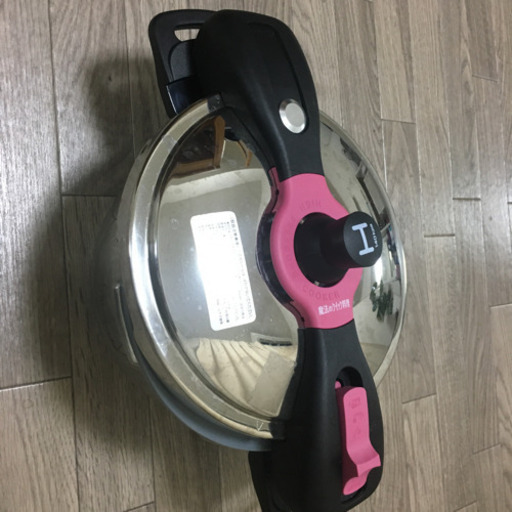 圧力鍋　37L