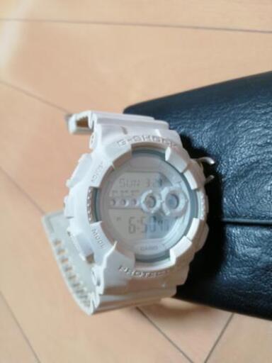 【美品】G-SHOCK GD-100WW