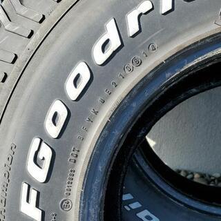 【取引中】バリ溝BFG KO ｵｰﾙﾃﾚｰﾝ 32×11.5R15