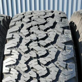 【取引中】バリ溝BFG KO ｵｰﾙﾃﾚｰﾝ 32×11.5R15