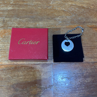 Cartier キーチェーン　ハートモチーフ