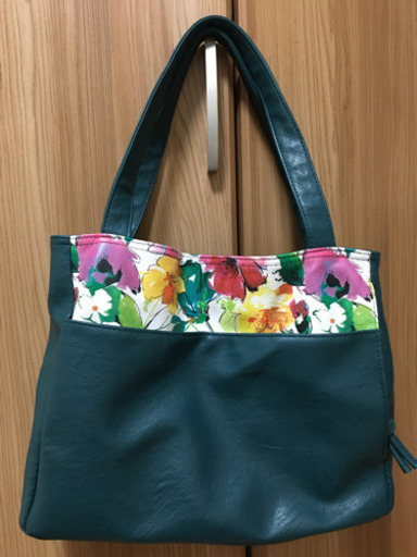 美品 花柄 多収納ポケットトートバッグ Iz 千代県庁口のバッグ トートバッグ の中古あげます 譲ります ジモティーで不用品の処分 美品 花柄 多収納ポケットトートバッグ Iz 千代県庁口のバッグ トートバッグ の中古あげます 譲ります ジモティーで不用品の処分