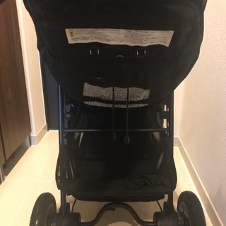 ベビー用品 早い者勝ち《お値下げ》アップリカ ベビーカー スムーブ 