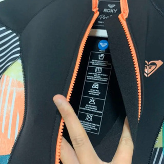 ウエット破格価格！スーツ新品未使用　早い者勝ち！　大幅お値下げ！