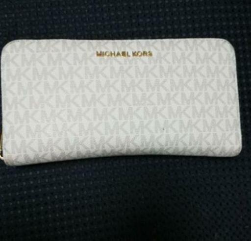 MICHAEL KORS 長財布