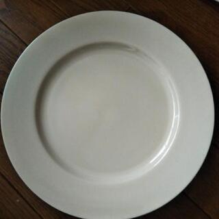 白いお皿(1)